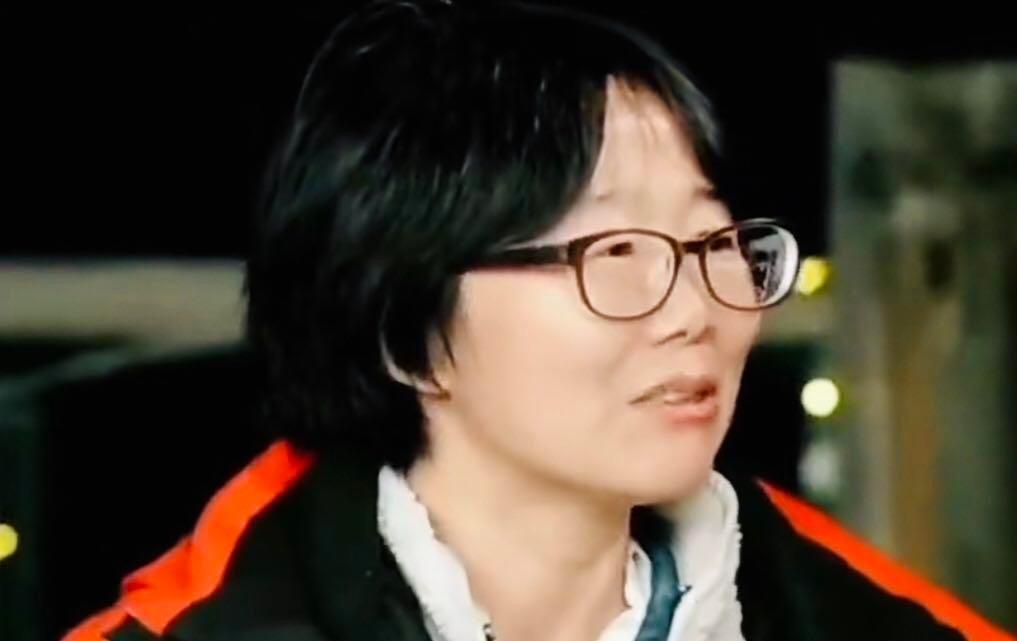 MK体育登录入口-45岁的李娟近况曝光，住15W的房子，不生孩子也不上班，选择隐居