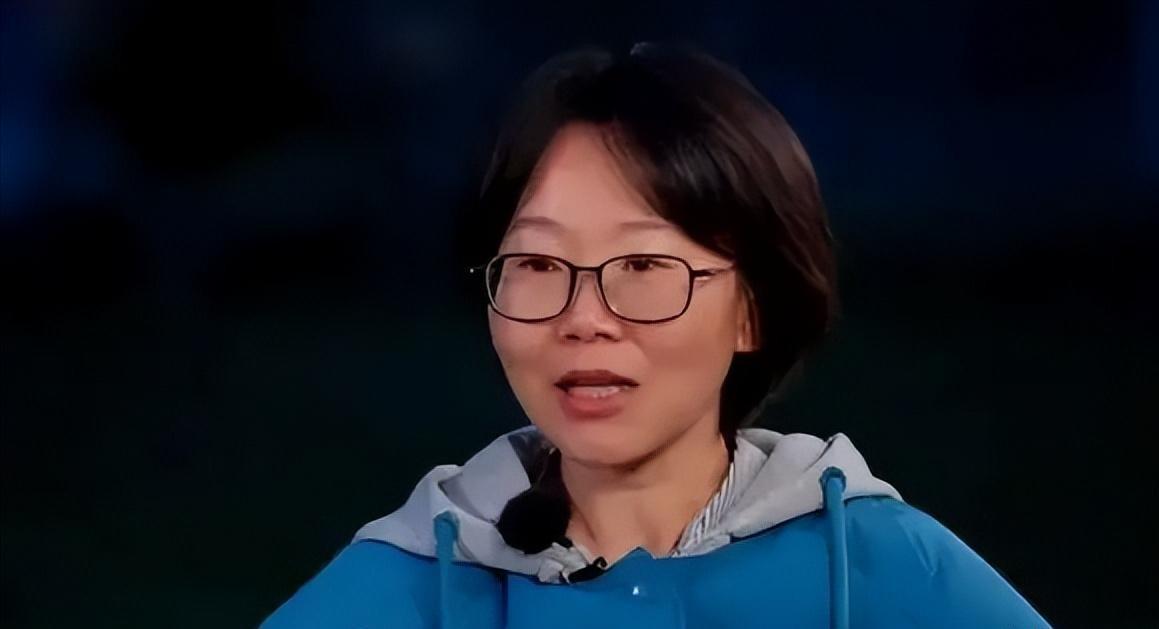 MK体育登录入口-45岁的李娟近况曝光，住15W的房子，不生孩子也不上班，选择隐居