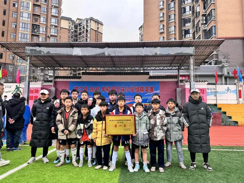 MK体育-贵州村超+开大：校园足球新范式走进中冠联赛