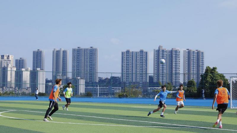 MK体育-贵州村超+开大：校园足球新范式走进中冠联赛